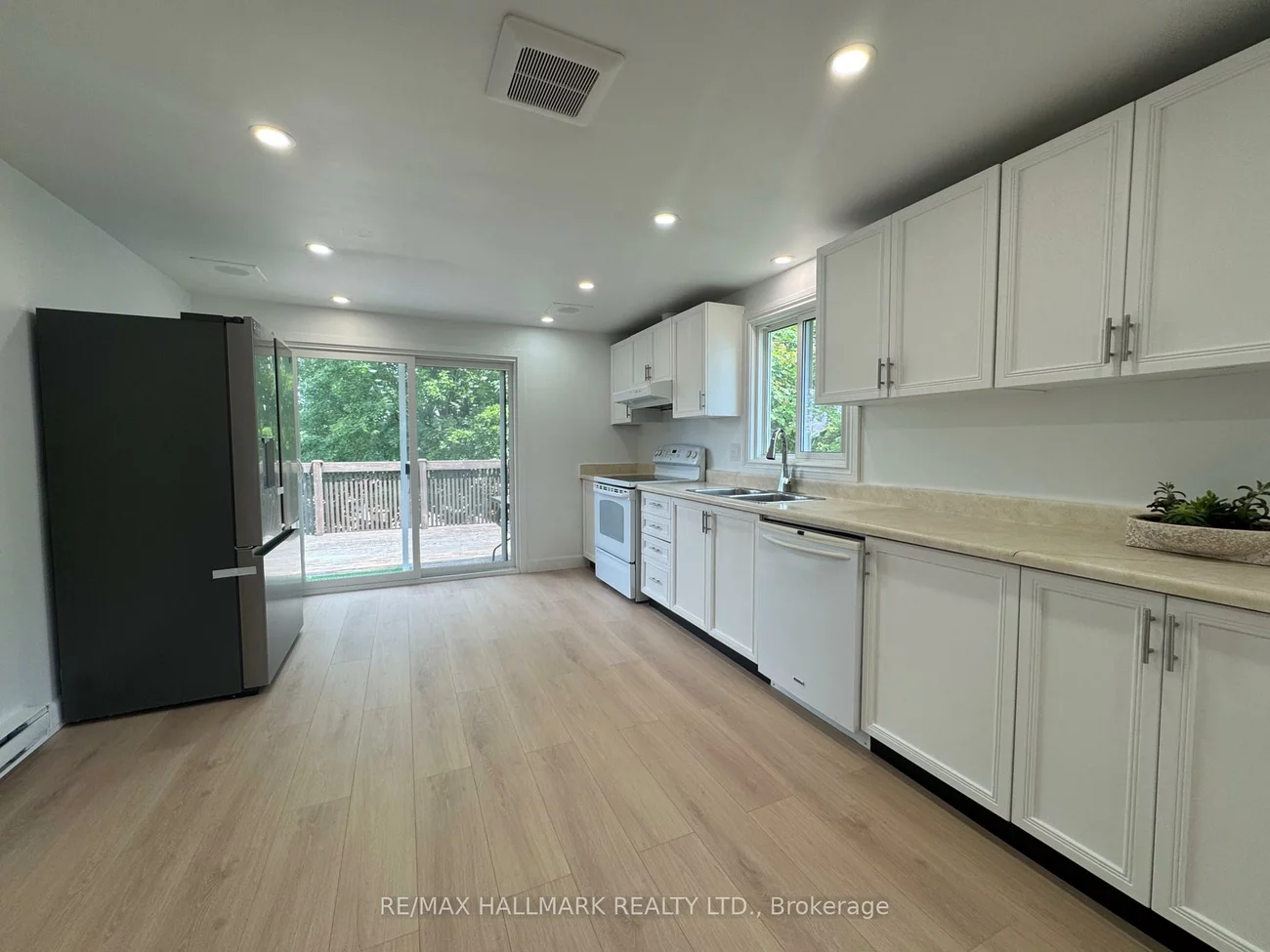 321, Sunnidale, Sunnidale, Barrie