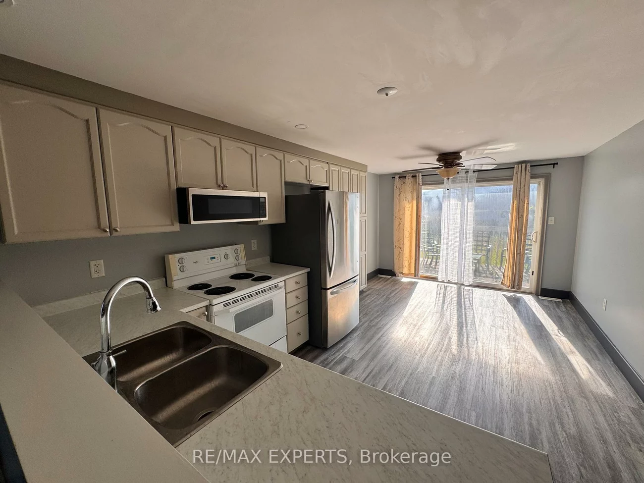 4, Ambler Bay, Georgian Drive, Barrie
