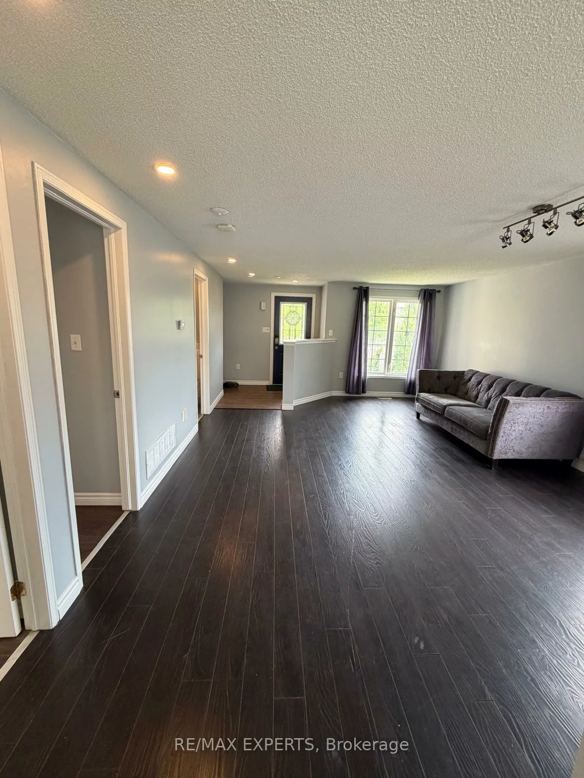 4, Ambler Bay, Georgian Drive, Barrie
