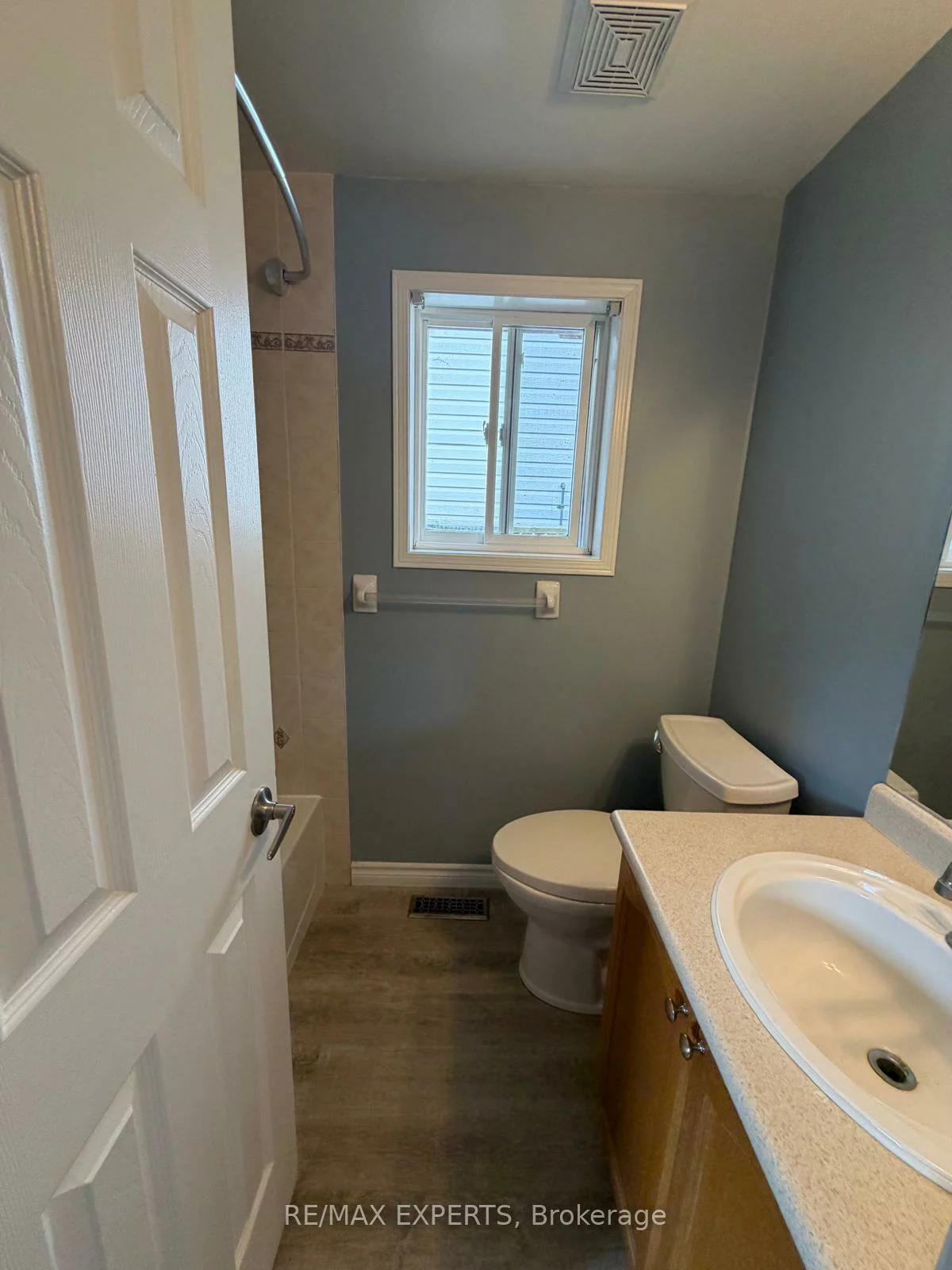 4, Ambler Bay, Georgian Drive, Barrie