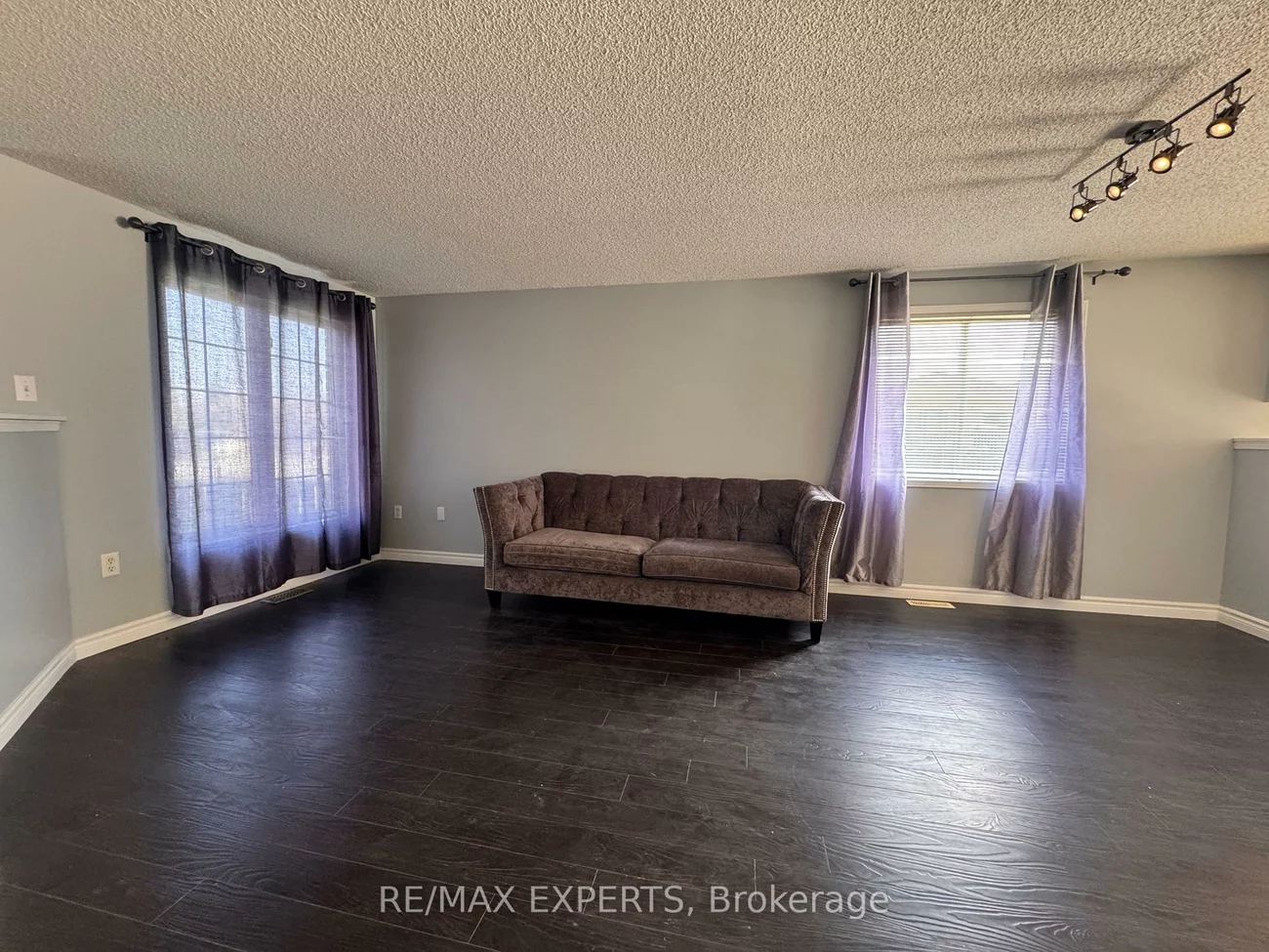 4, Ambler Bay, Georgian Drive, Barrie