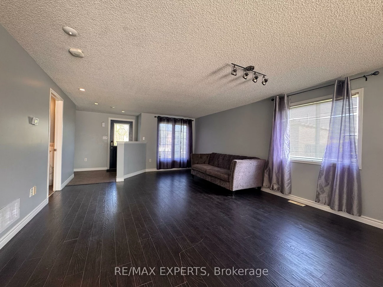 4, Ambler Bay, Georgian Drive, Barrie