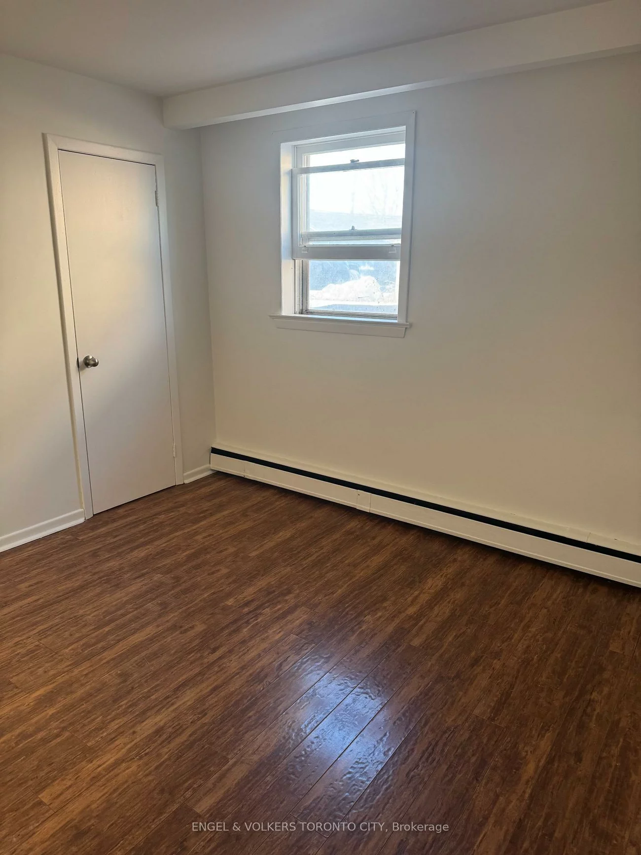 42, Rose, Wellington, Barrie
