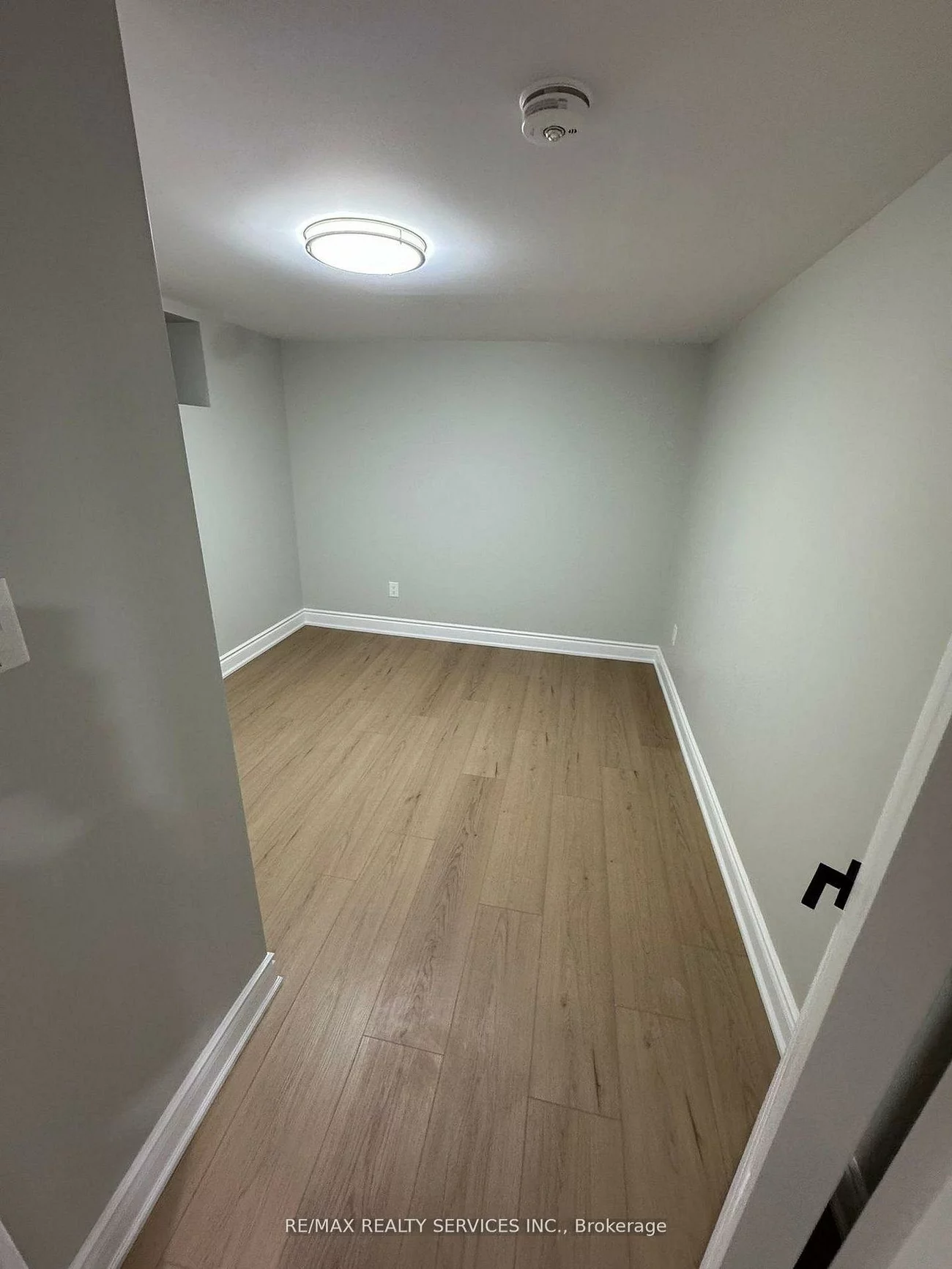 41, Maclaren, Painswick North, Barrie
