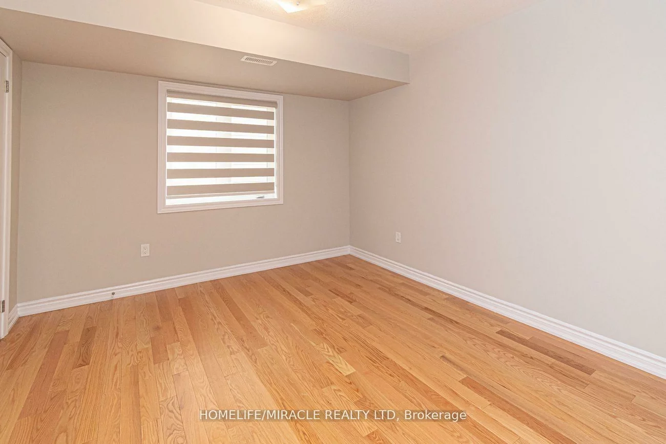 35, Bannister, Innis-Shore, Barrie