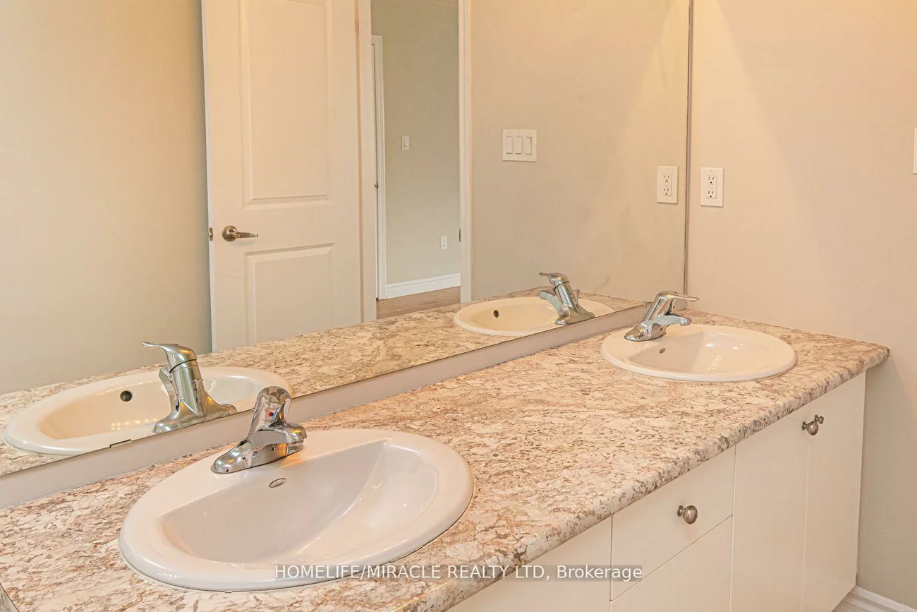 35, Bannister, Innis-Shore, Barrie