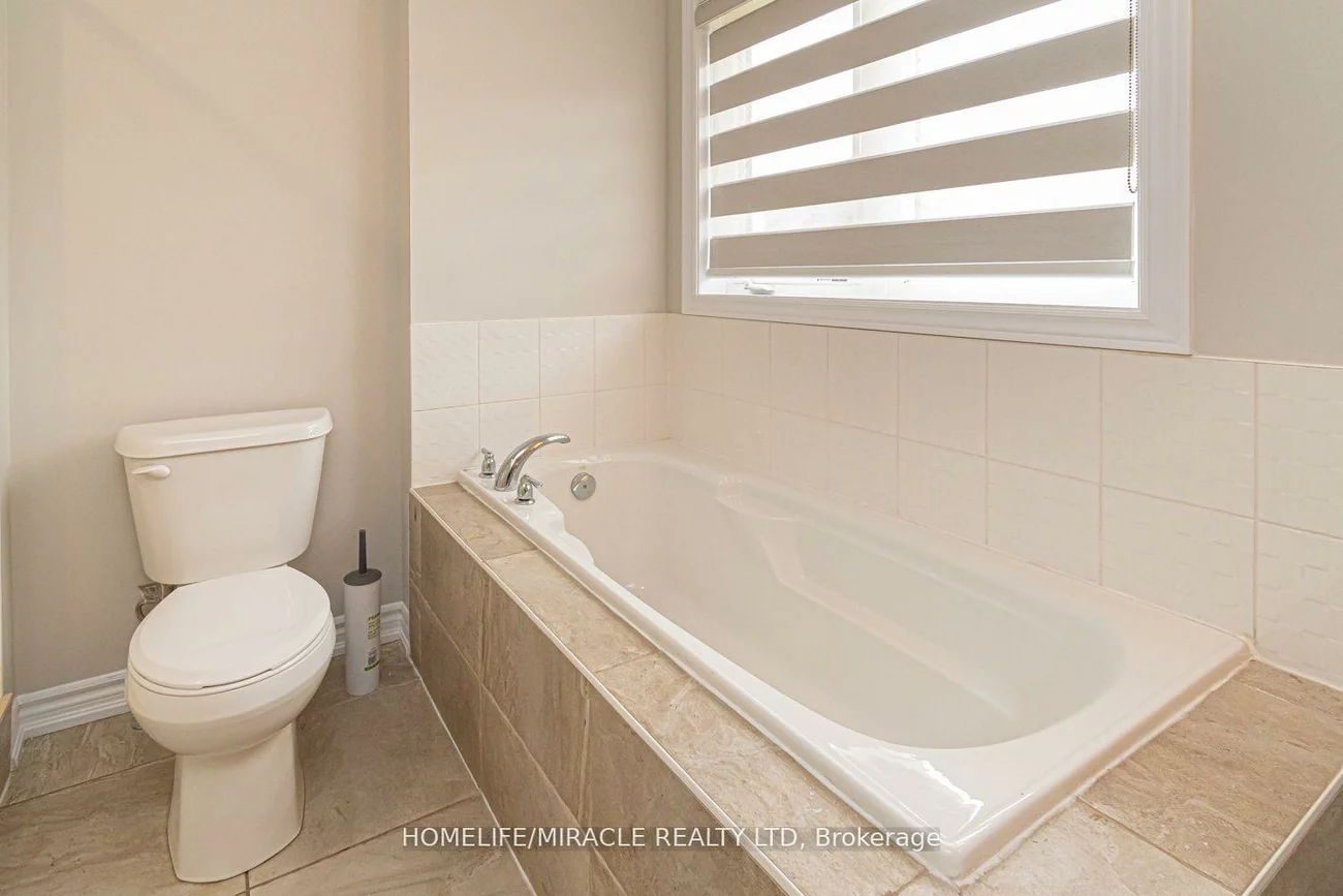 35, Bannister, Innis-Shore, Barrie