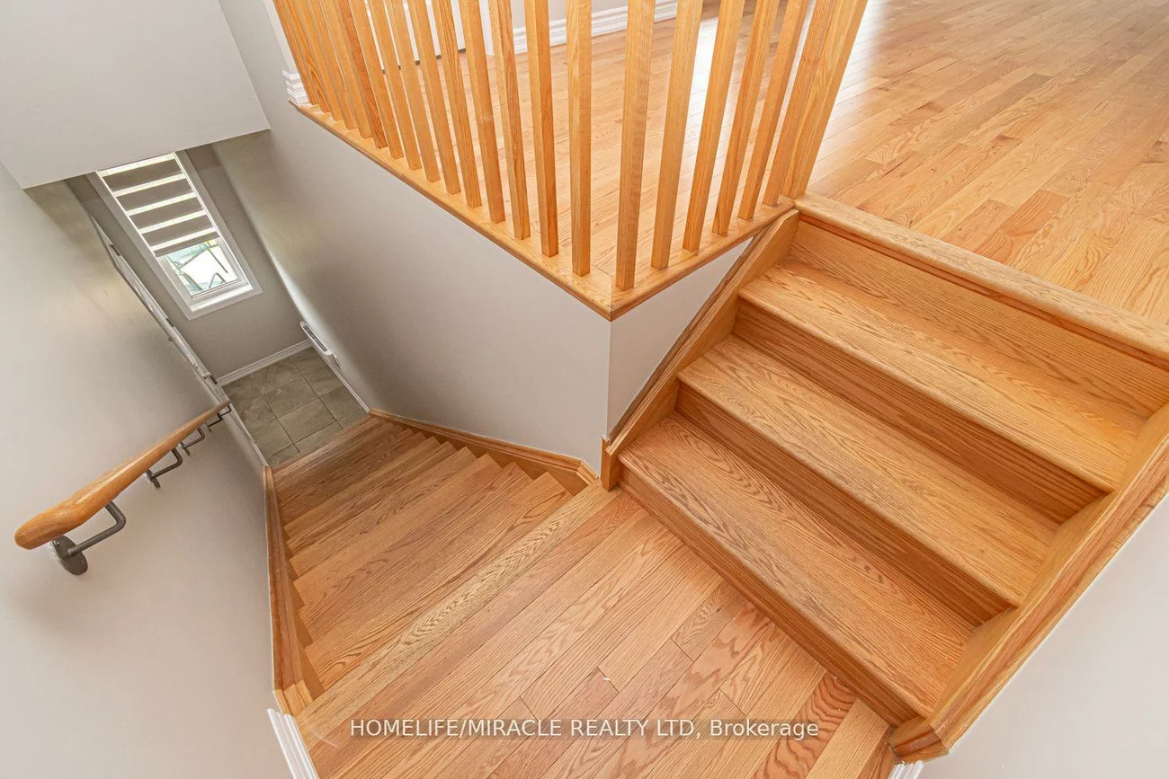 35, Bannister, Innis-Shore, Barrie