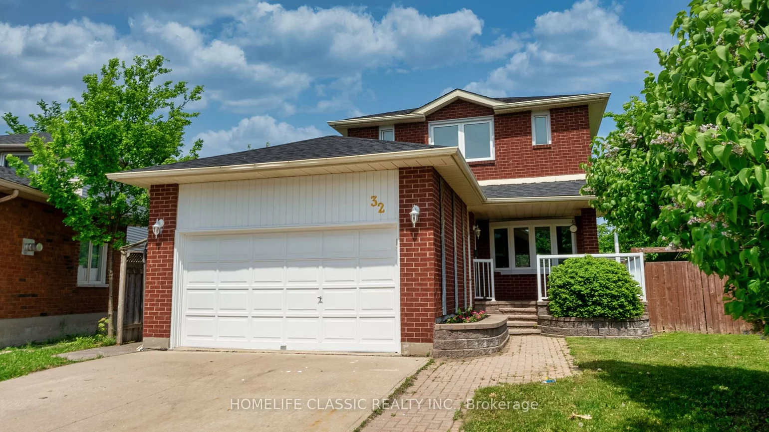 32, Rosenfeld, Grove East, Barrie