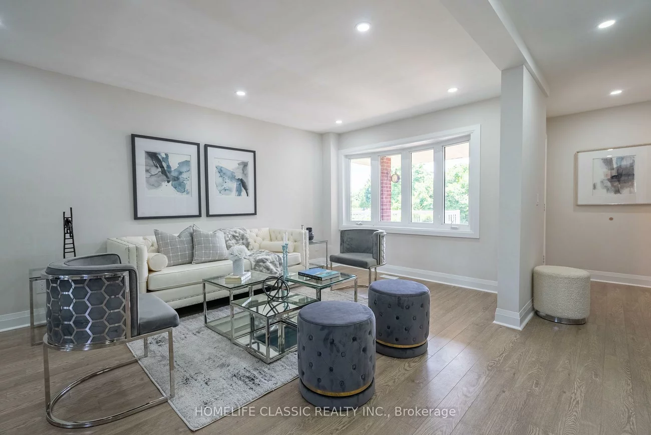 32, Rosenfeld, Grove East, Barrie