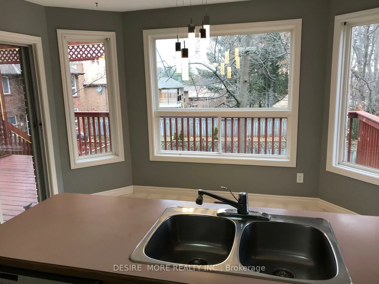 54, Mayfair, Ardagh, Barrie