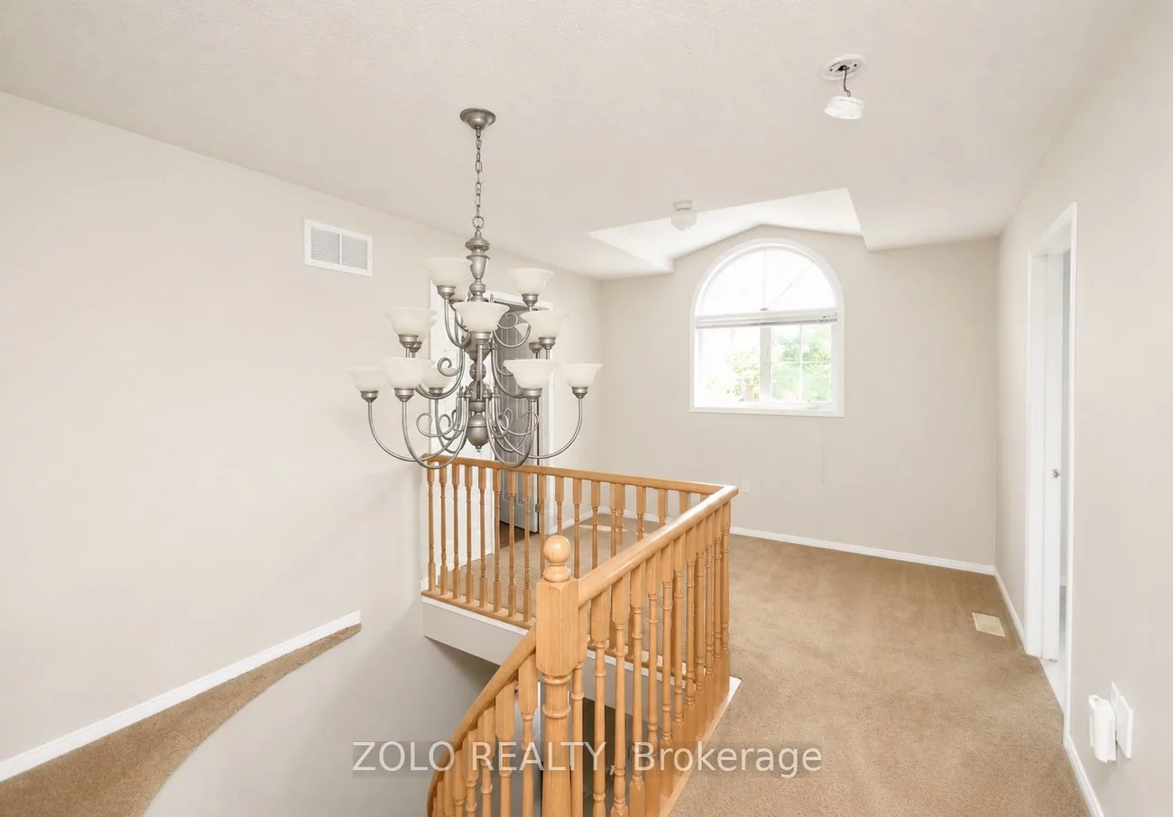 148, Cheltenham, Georgian Drive, Barrie
