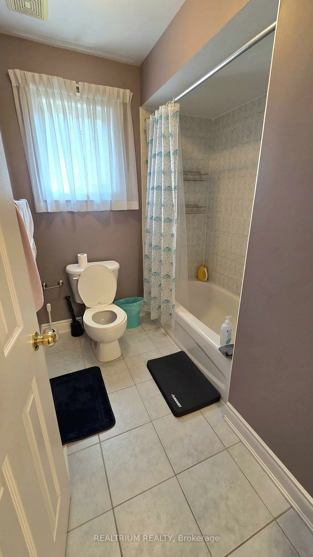 63, WESTMINSTER, Innis-Shore, Barrie