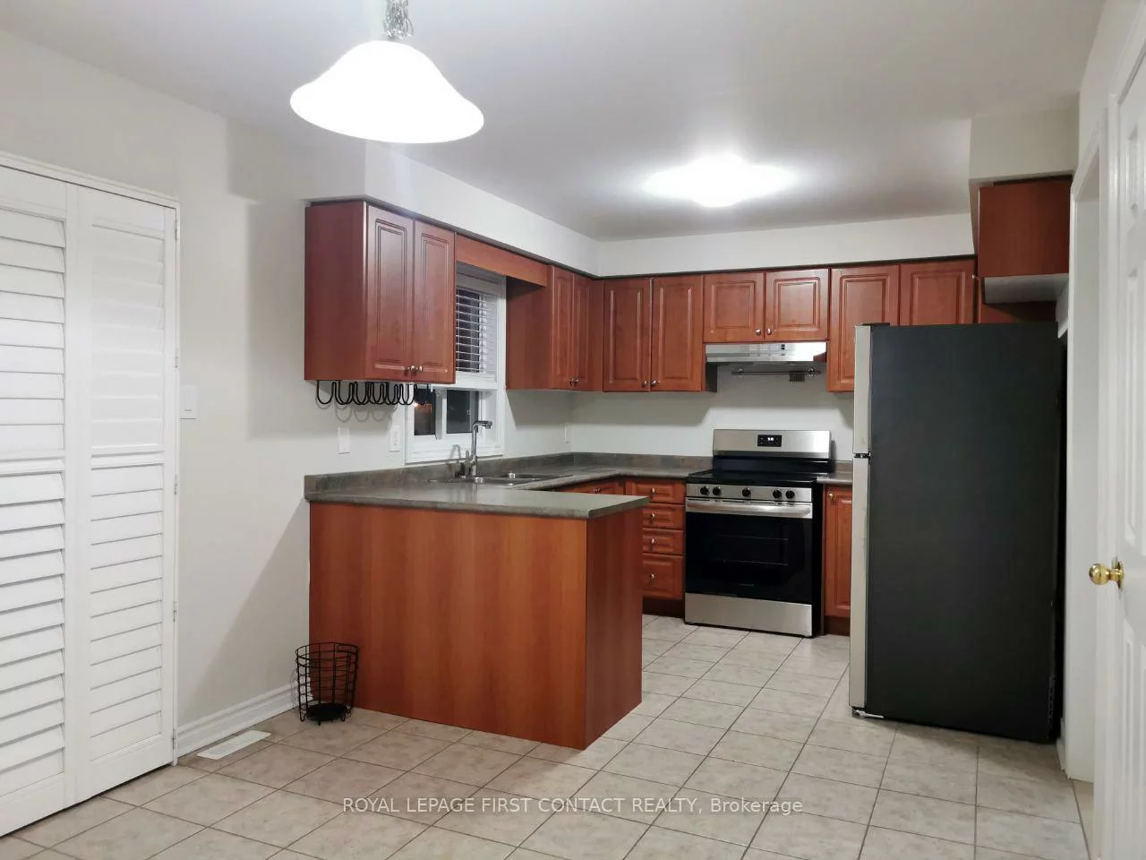 44, Livia Herman, East Bayfield, Barrie