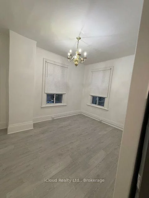 59, Mary, City Centre, Barrie