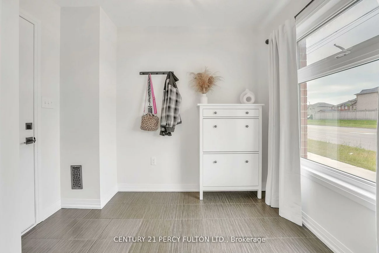 89, Fairlane, Painswick South, Barrie
