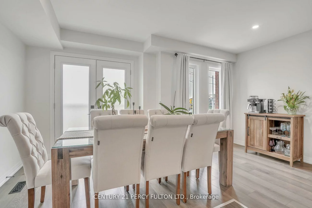 89, Fairlane, Painswick South, Barrie