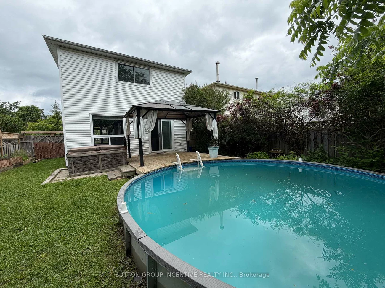 90, Moon, Ardagh, Barrie
