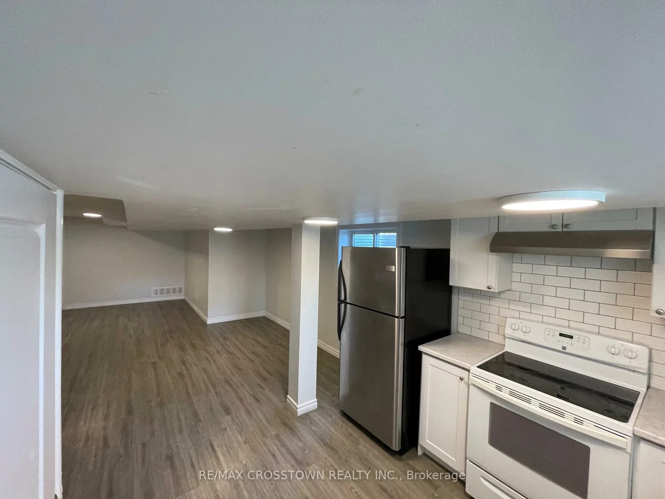 76A (BASEMENT), Owen, Codrington, Barrie