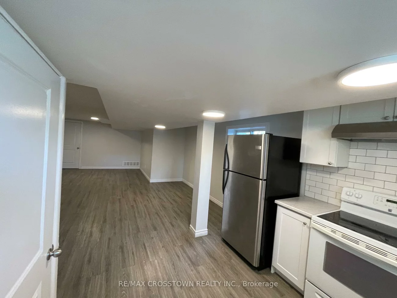 76A (BASEMENT), Owen, Codrington, Barrie