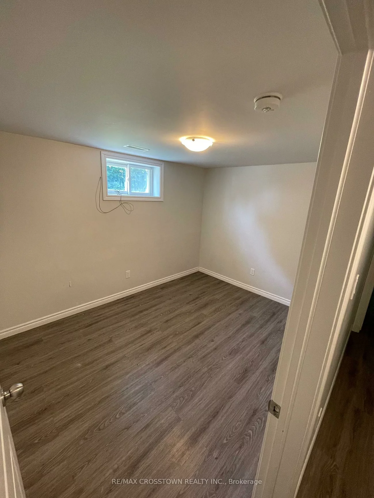 76A (BASEMENT), Owen, Codrington, Barrie