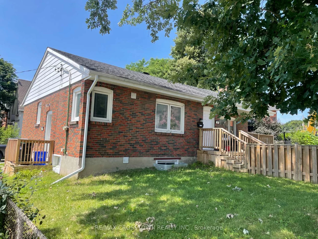 76A (BASEMENT), Owen, Codrington, Barrie
