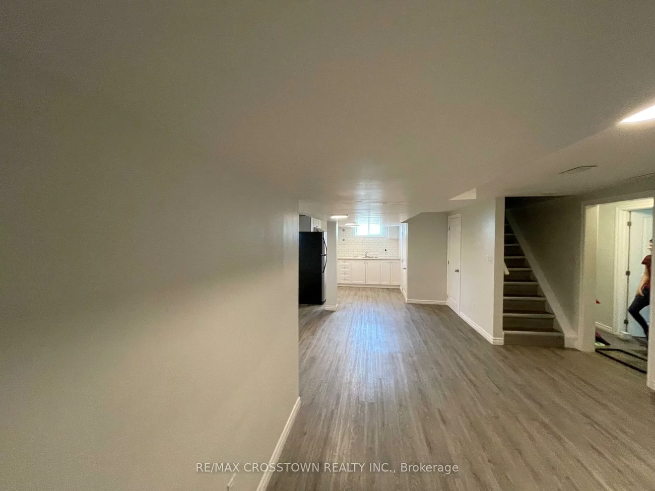 76A (BASEMENT), Owen, Codrington, Barrie