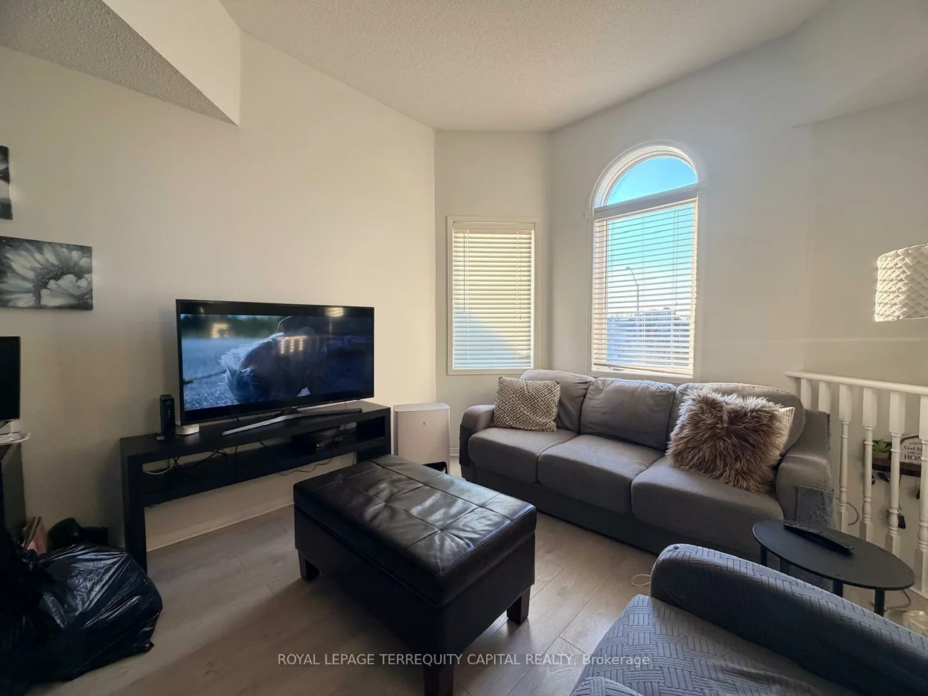 225, Country, Painswick South, Barrie