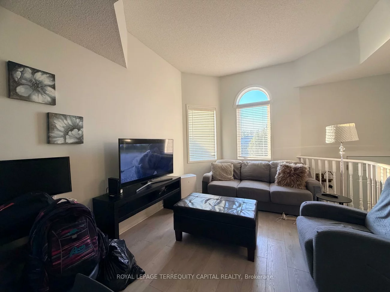 225, Country, Painswick South, Barrie