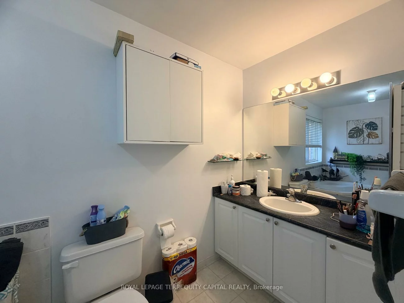225, Country, Painswick South, Barrie