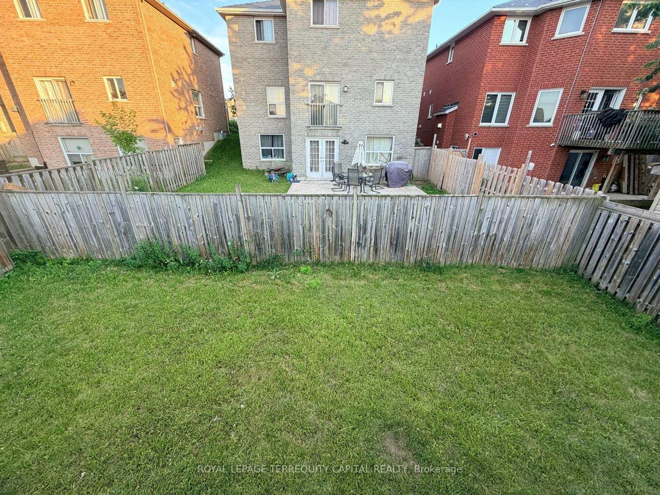 225, Country, Painswick South, Barrie