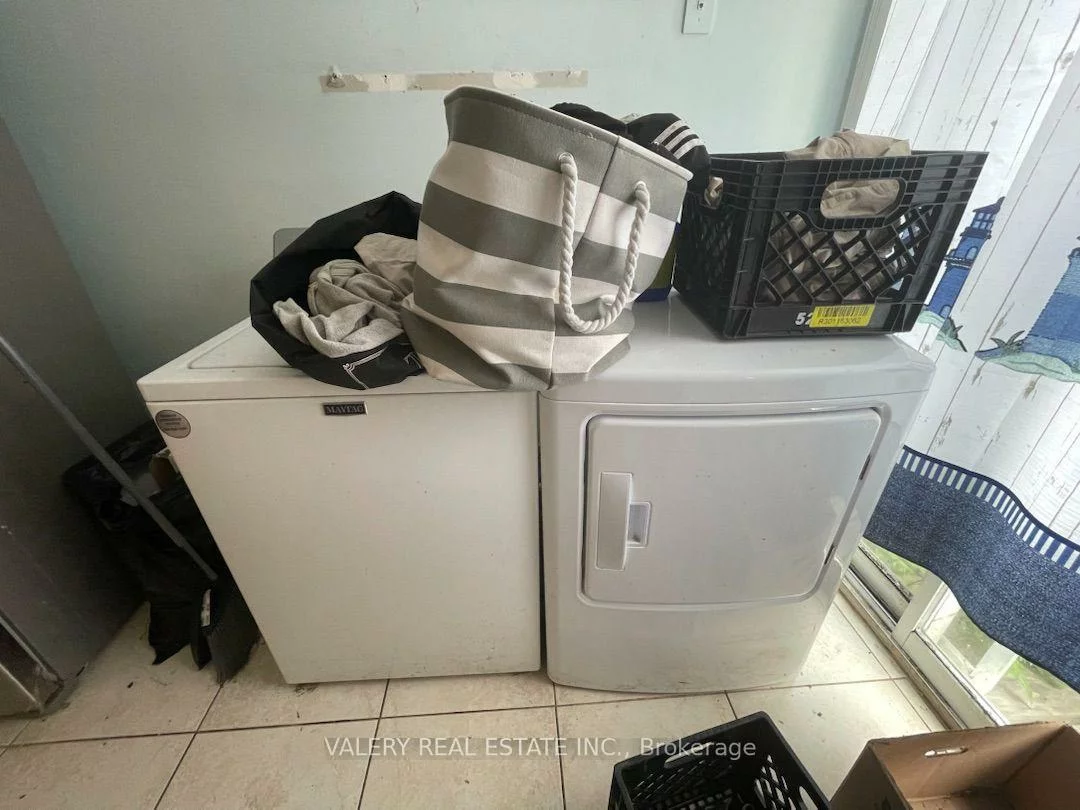 73, Hickling, Grove East, Barrie