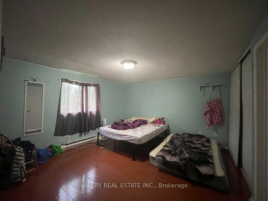 73, Hickling, Grove East, Barrie