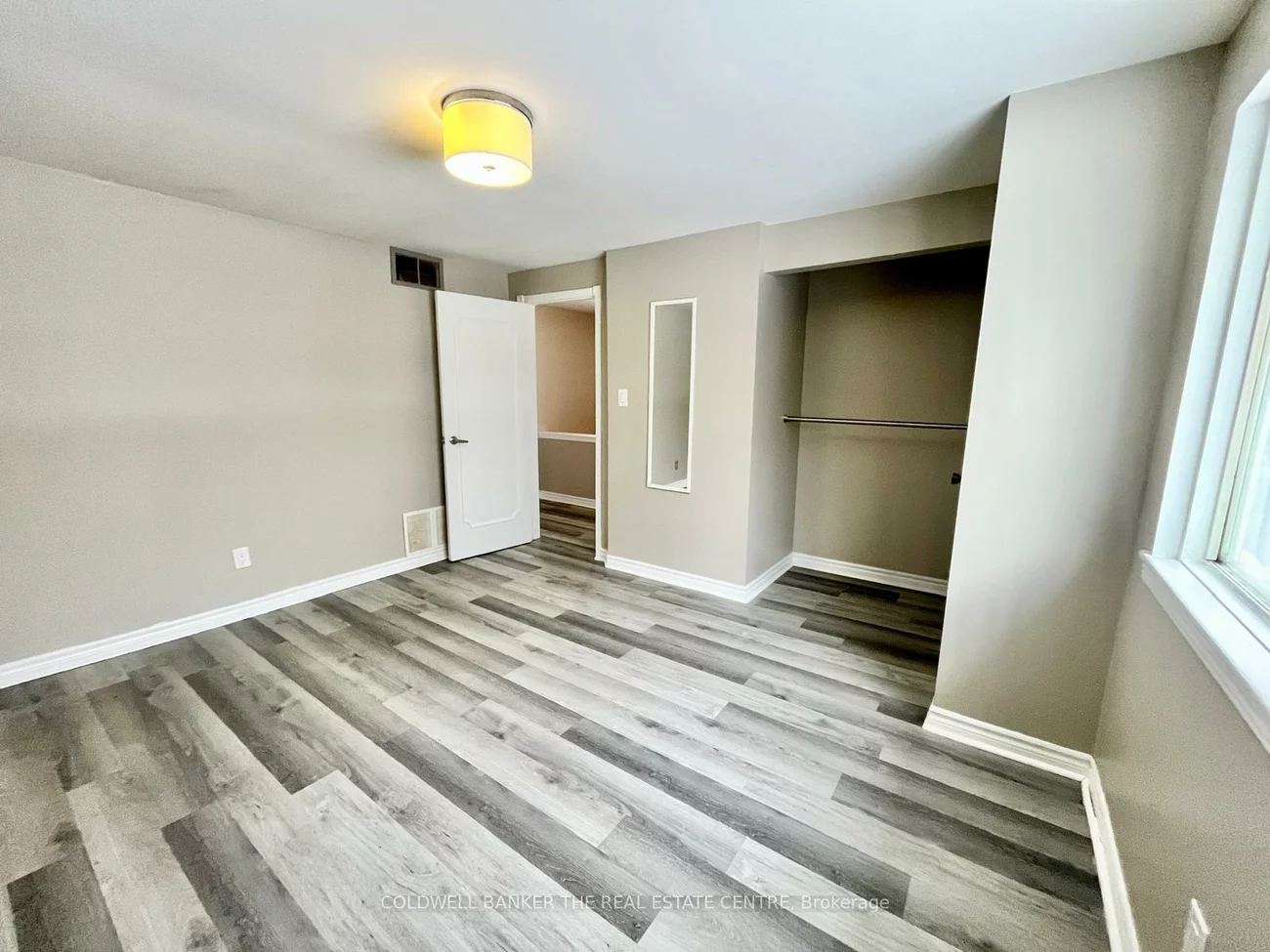11, Chaucer, Letitia Heights, Barrie