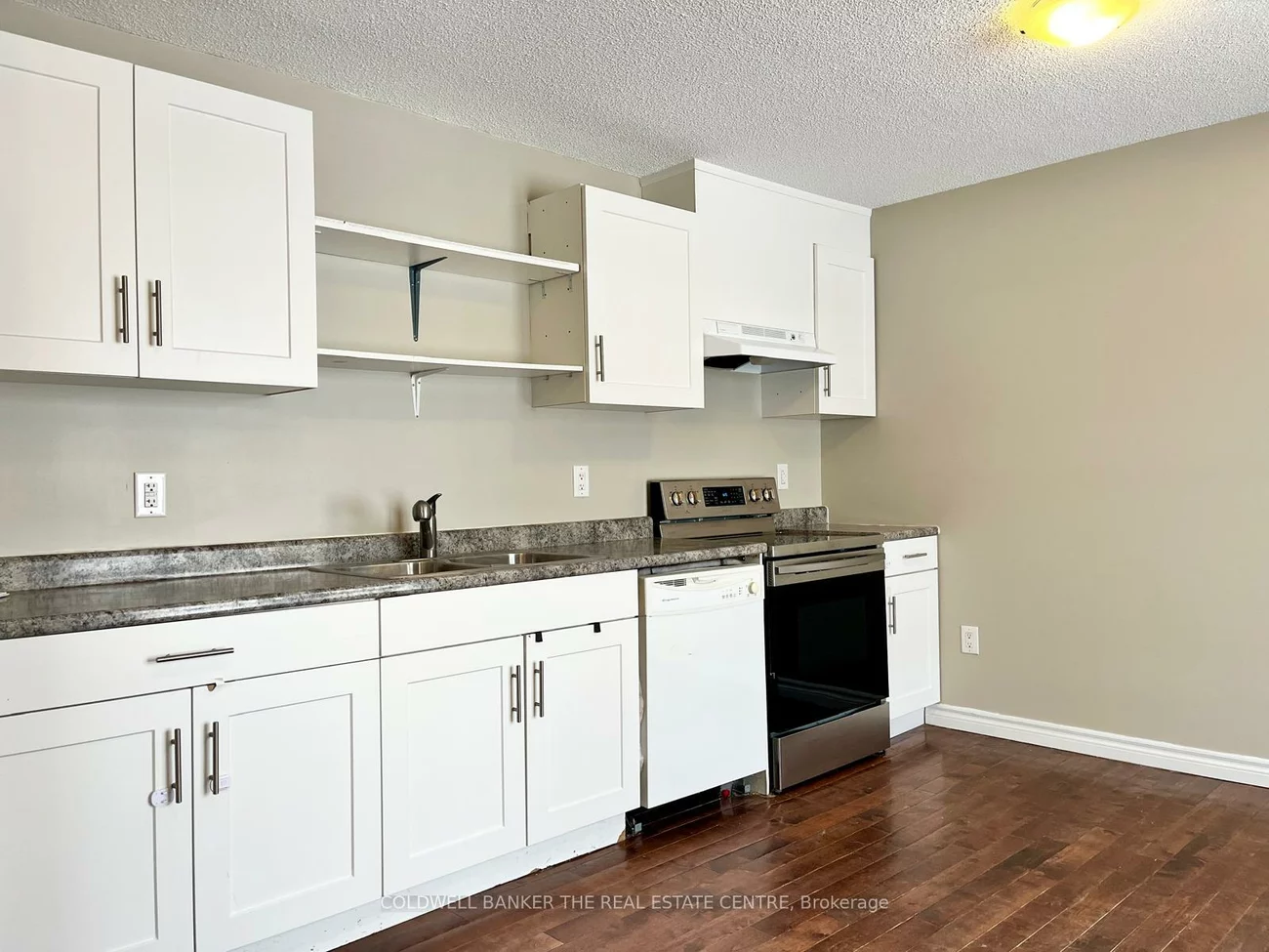 11, Chaucer, Letitia Heights, Barrie