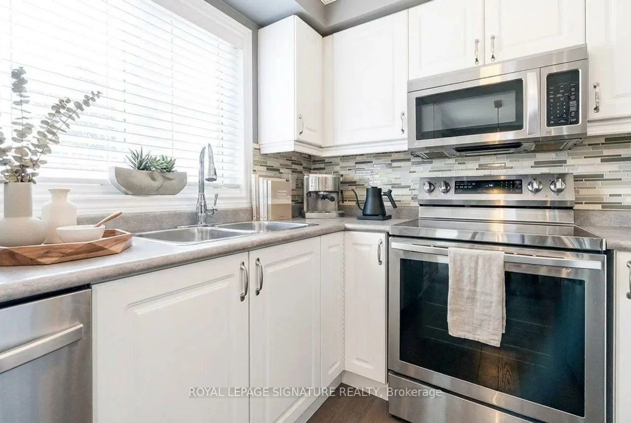 37, Succession, Innis-Shore, Barrie