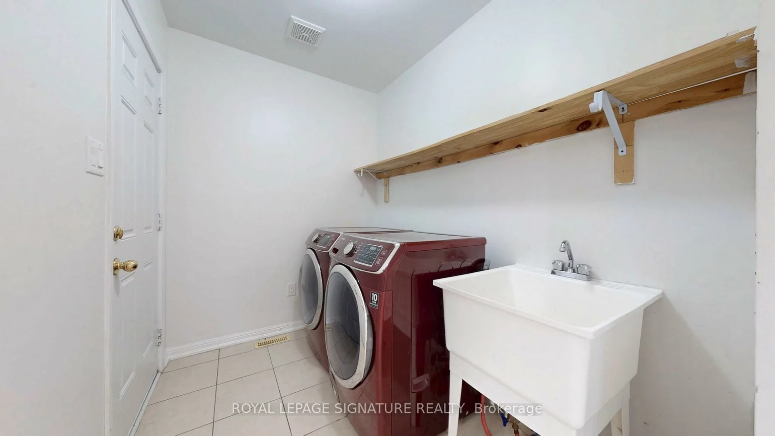 138, Sun King, Innis-Shore, Barrie