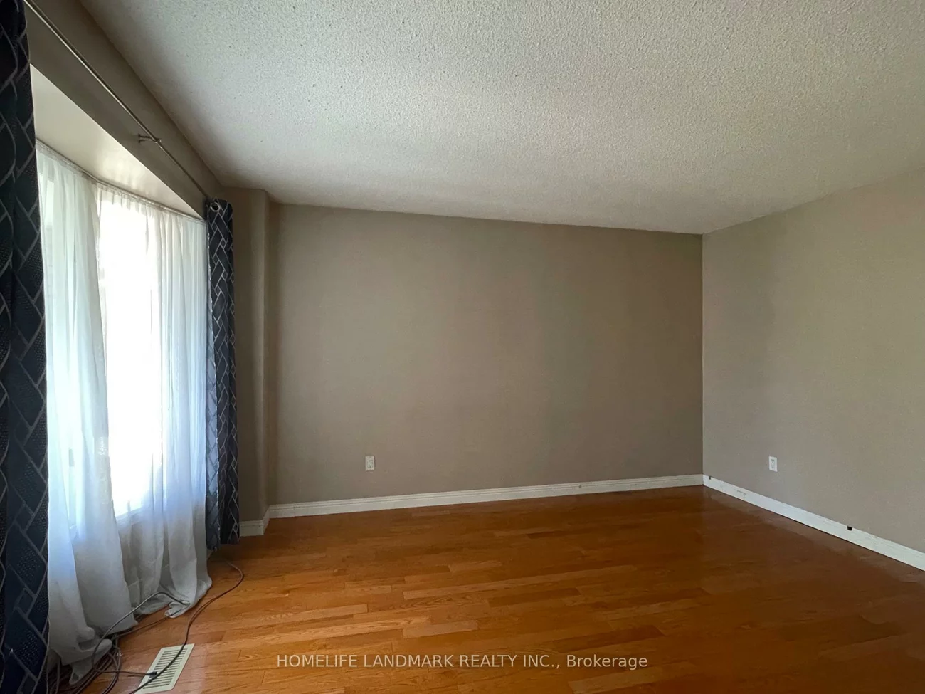 11, Orwell, Letitia Heights, Barrie