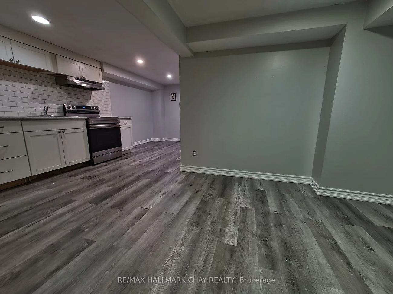 88 B, Bernick, Grove East, Barrie