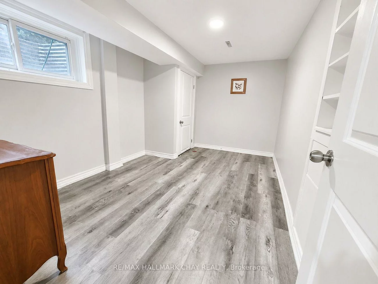 88 B, Bernick, Grove East, Barrie