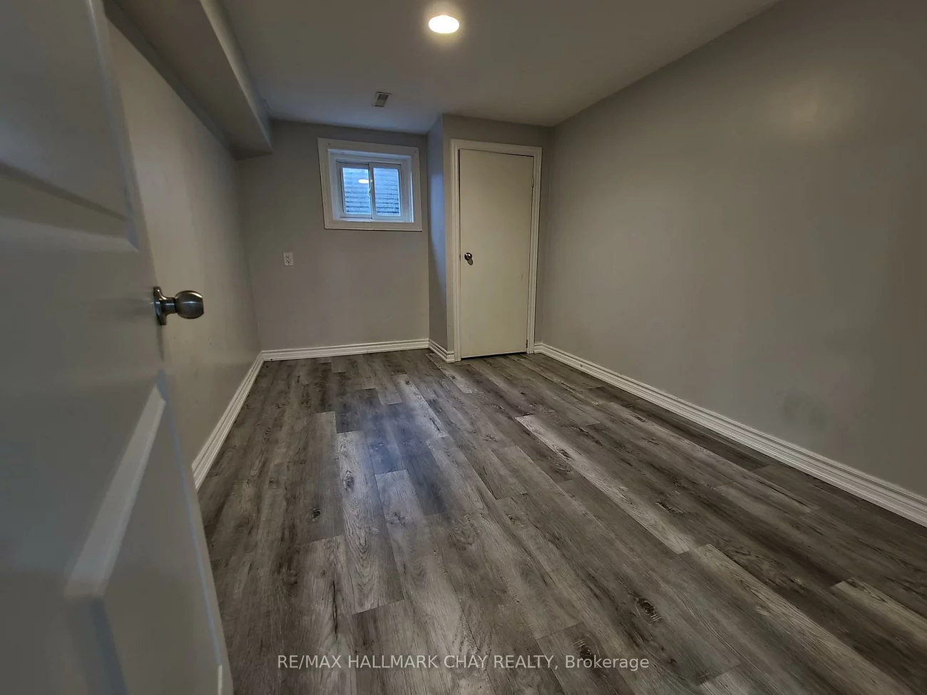 88 B, Bernick, Grove East, Barrie
