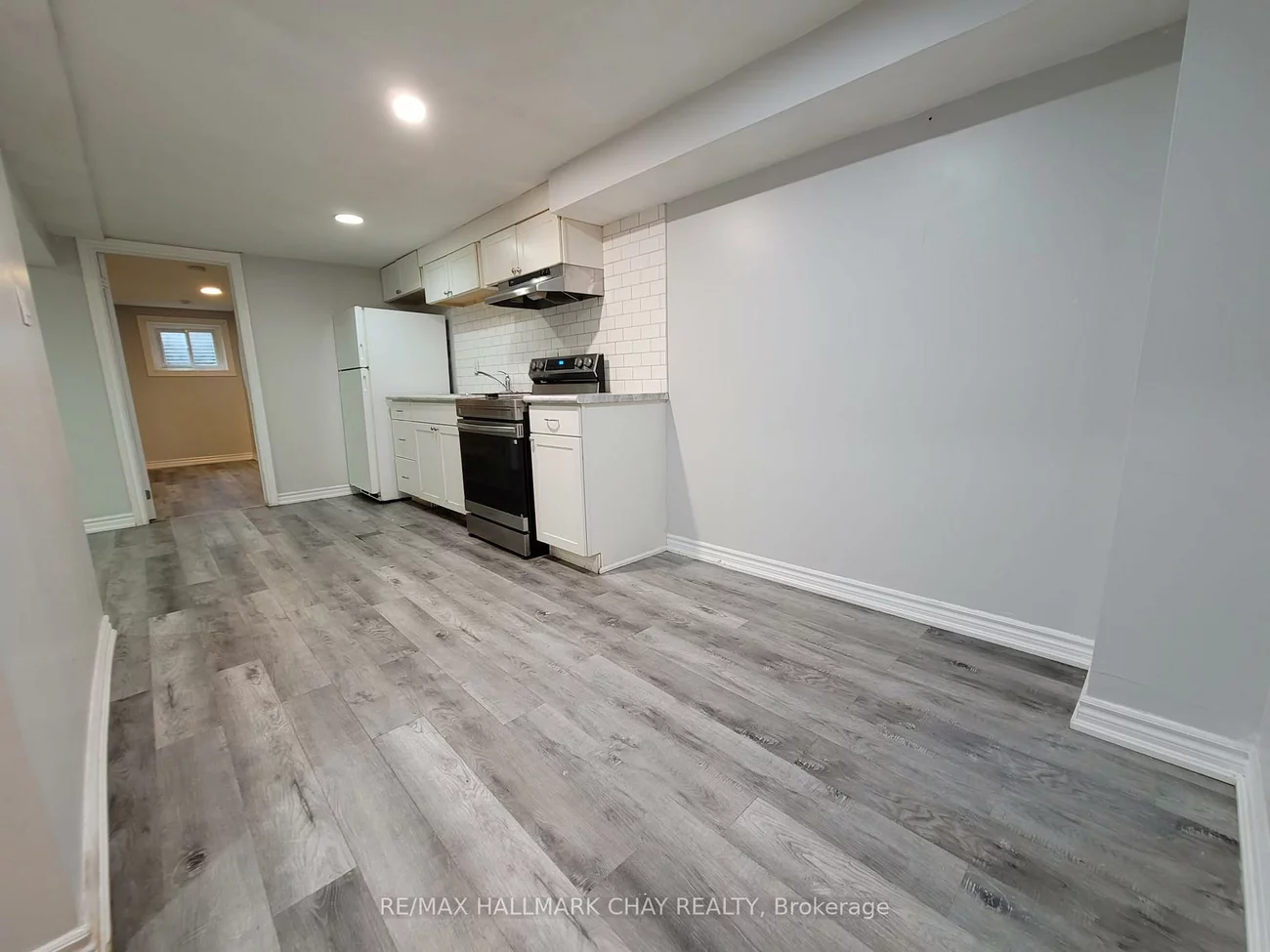 88 B, Bernick, Grove East, Barrie