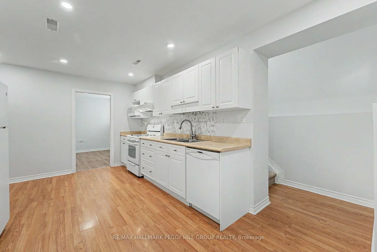 148, Livingstone, East Bayfield, Barrie