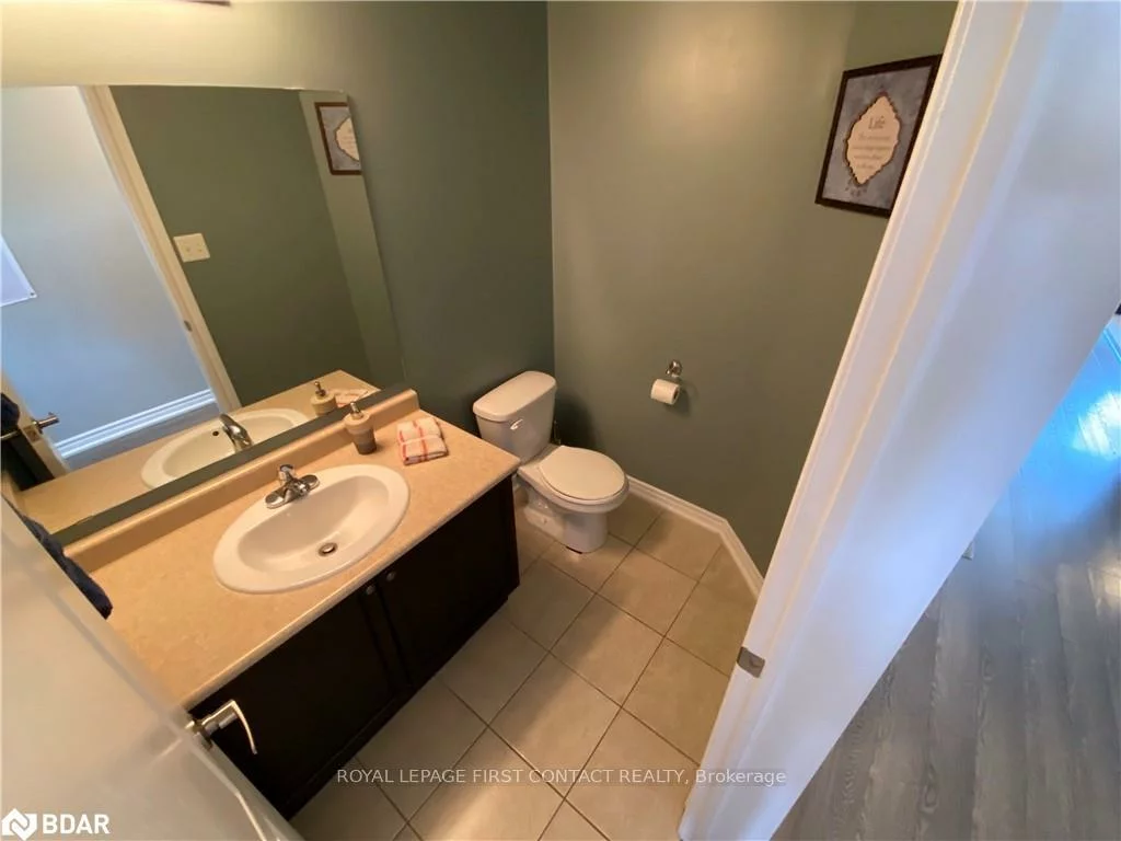 63, Sydenham, Georgian Drive, Barrie