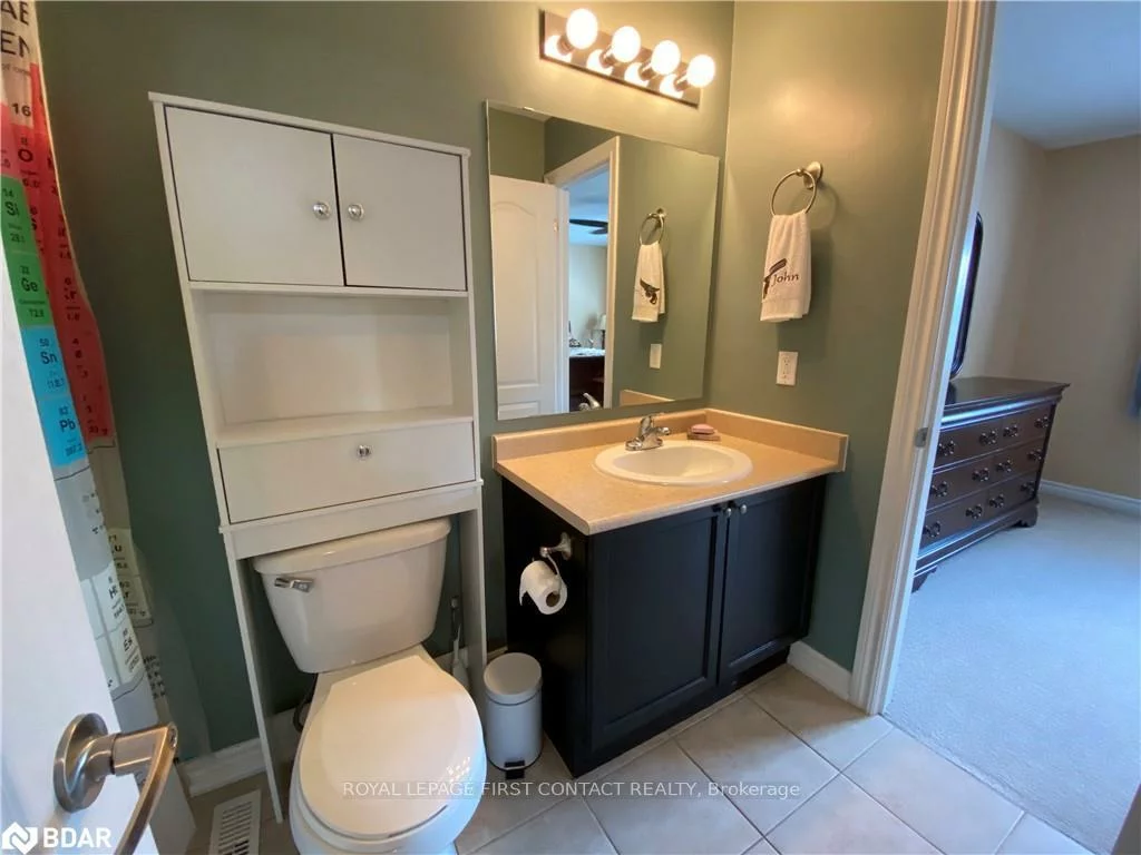 63, Sydenham, Georgian Drive, Barrie