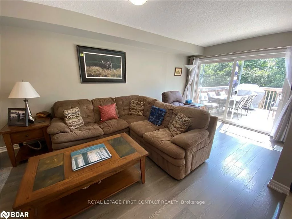 63, Sydenham, Georgian Drive, Barrie
