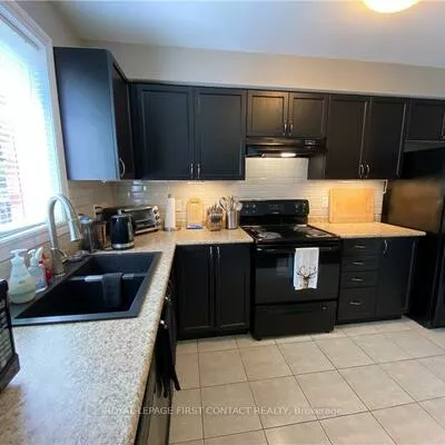 63, Sydenham, Georgian Drive, Barrie