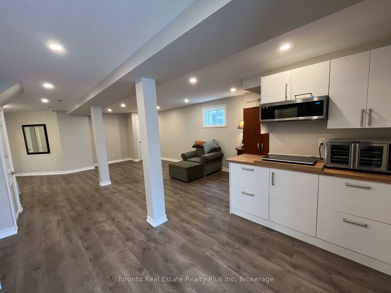 21, Nicholson, Ardagh, Barrie