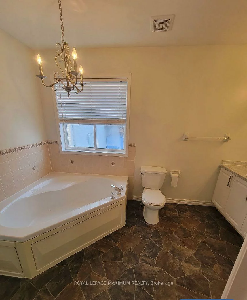 82, Ambler Bay, Georgian Drive, Barrie
