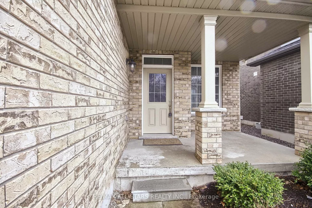 78, Jewel House, Innis-Shore, Barrie